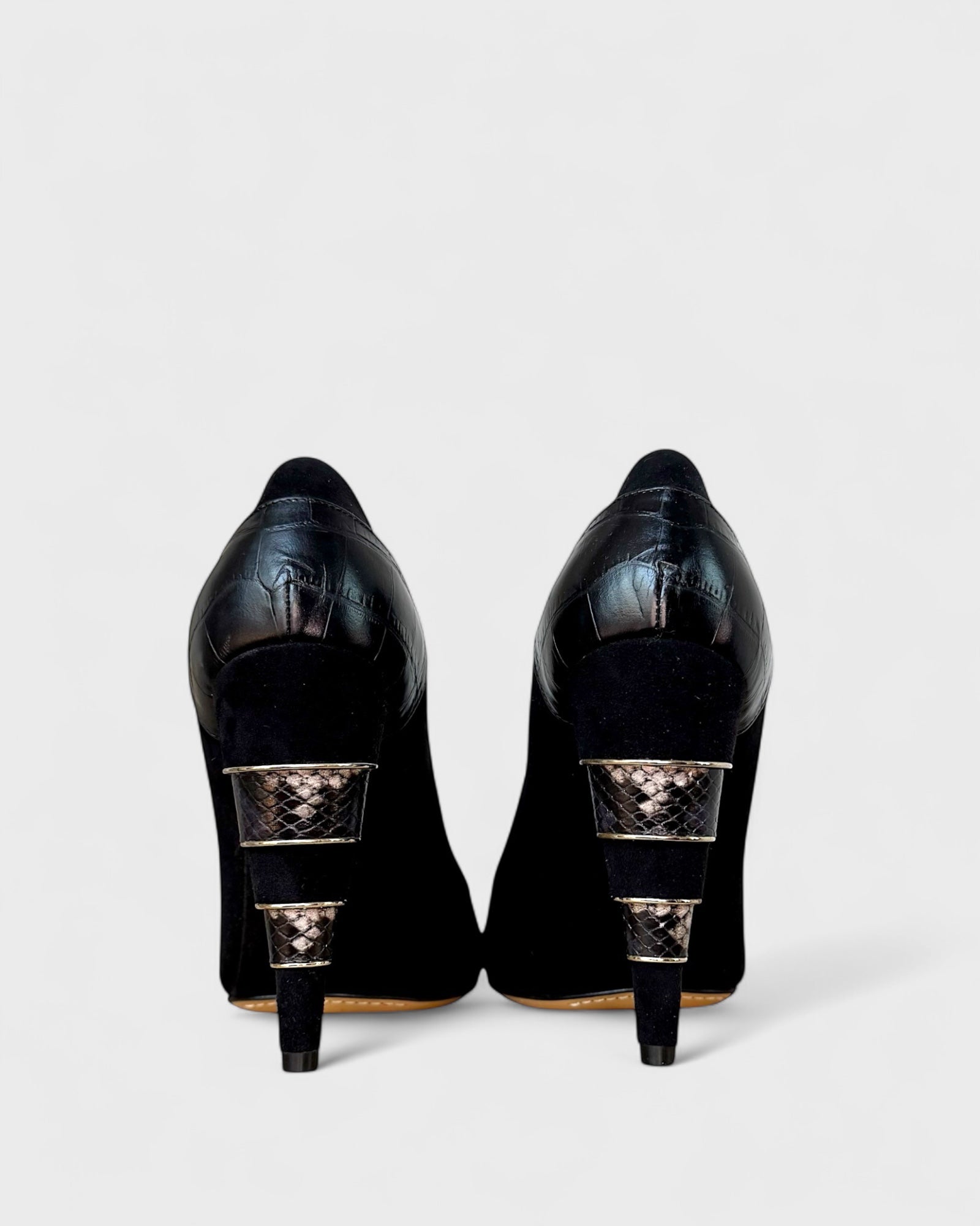 Salvatore Ferregamo , 8.5